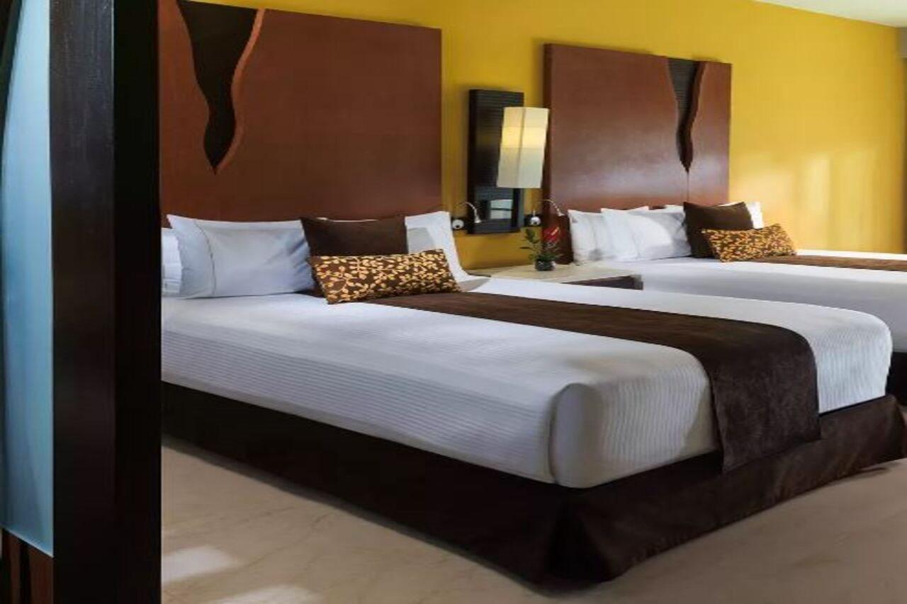 Generations Riviera Maya Family Resort Catamaran, Water Park & More Inclusive ปัวร์โตโมเรลอส ภายนอก รูปภาพ