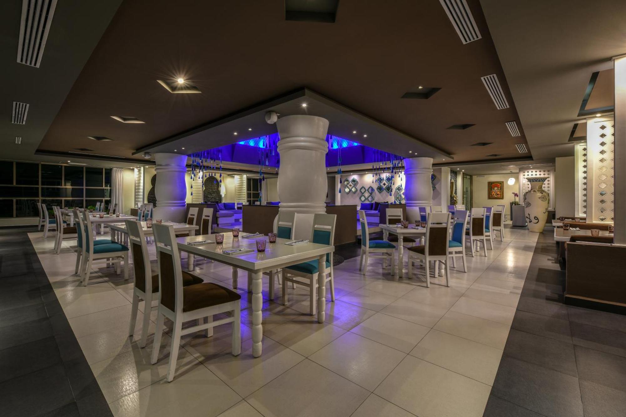 Generations Riviera Maya Family Resort Catamaran, Water Park & More Inclusive ปัวร์โตโมเรลอส ภายนอก รูปภาพ